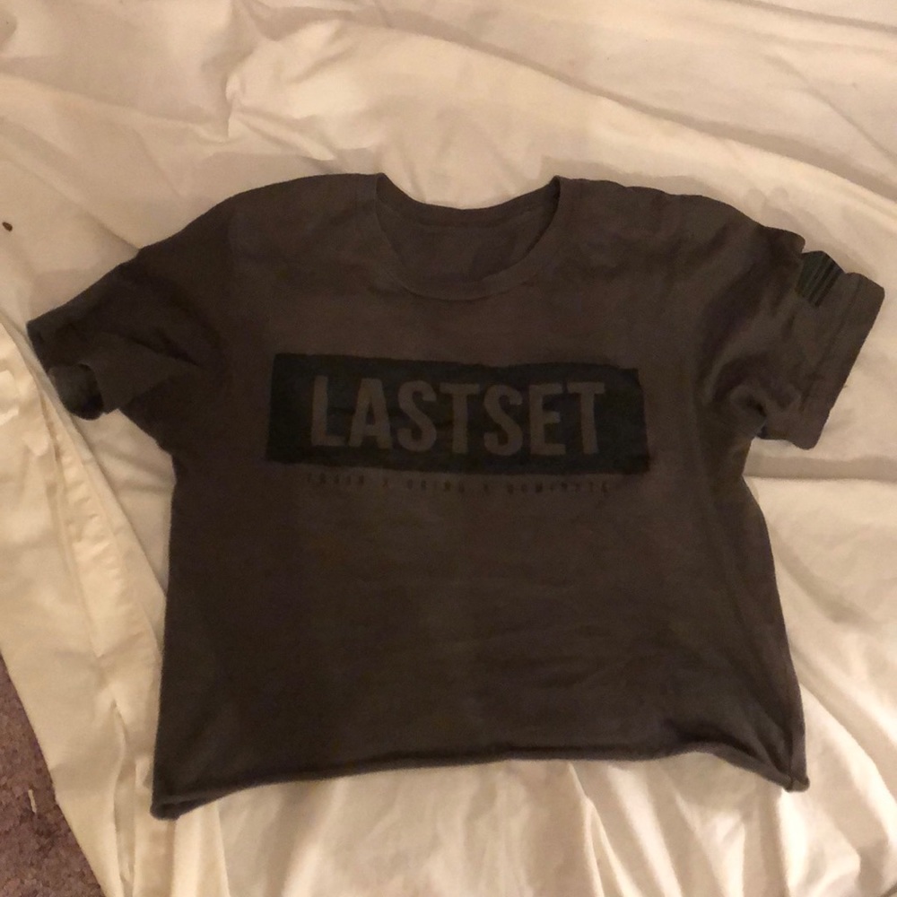 Cropped T-shirt fits true to size